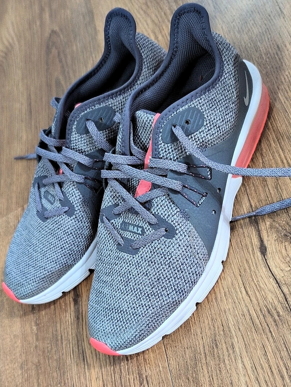 Nike Air Max Command Atmosphere Grey Coral Stardust Sneakers
